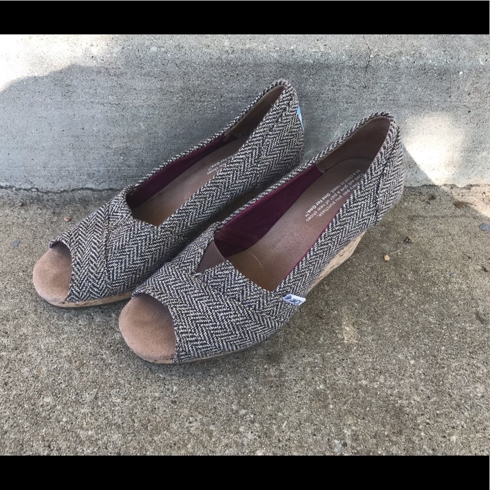 Tom’s wedges
